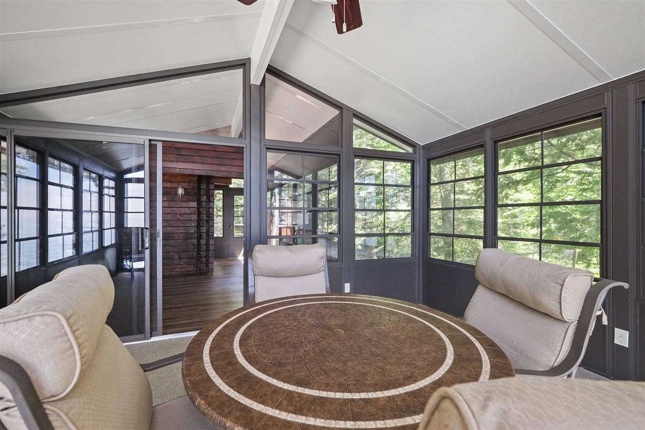 11009 Lakeshore Drive