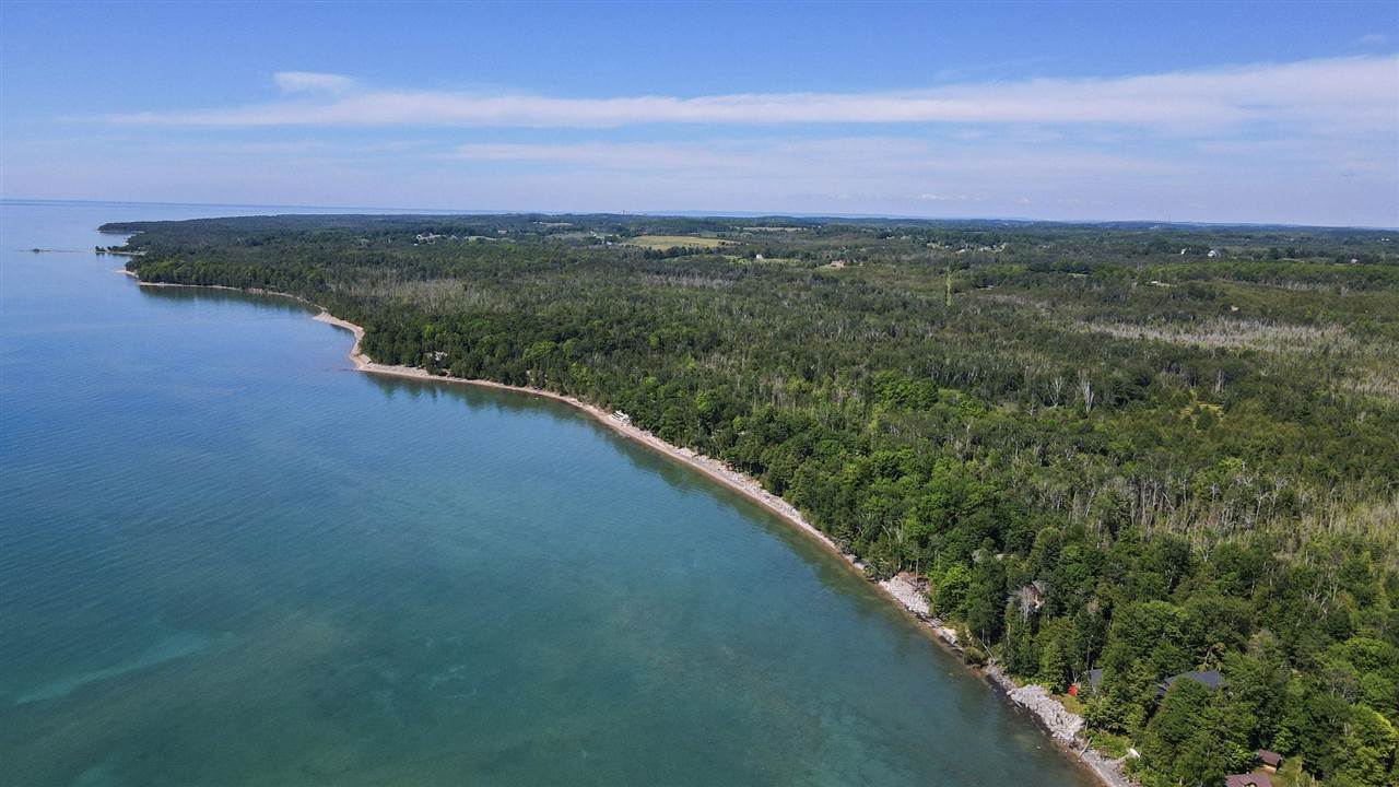 11009 Lakeshore Drive