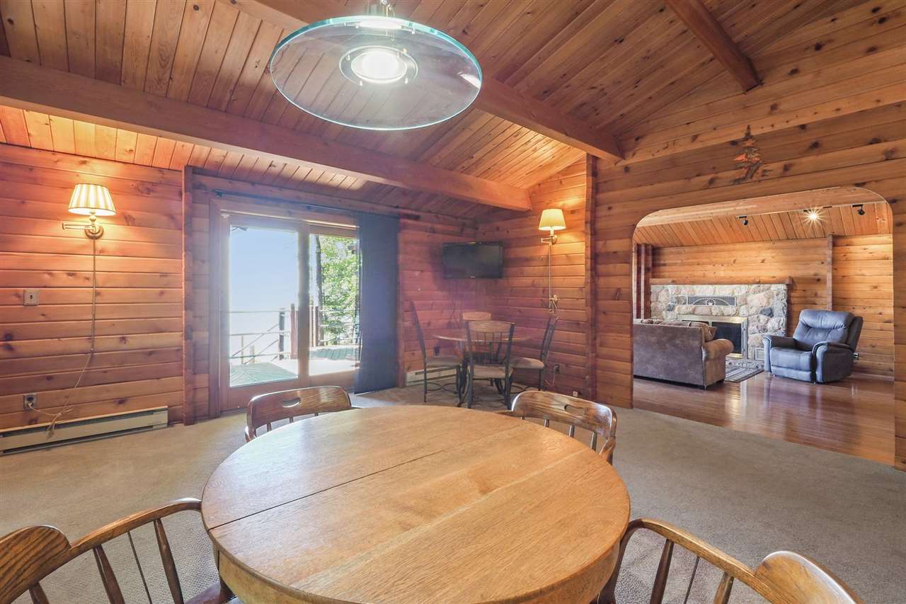 11009 Lakeshore Drive