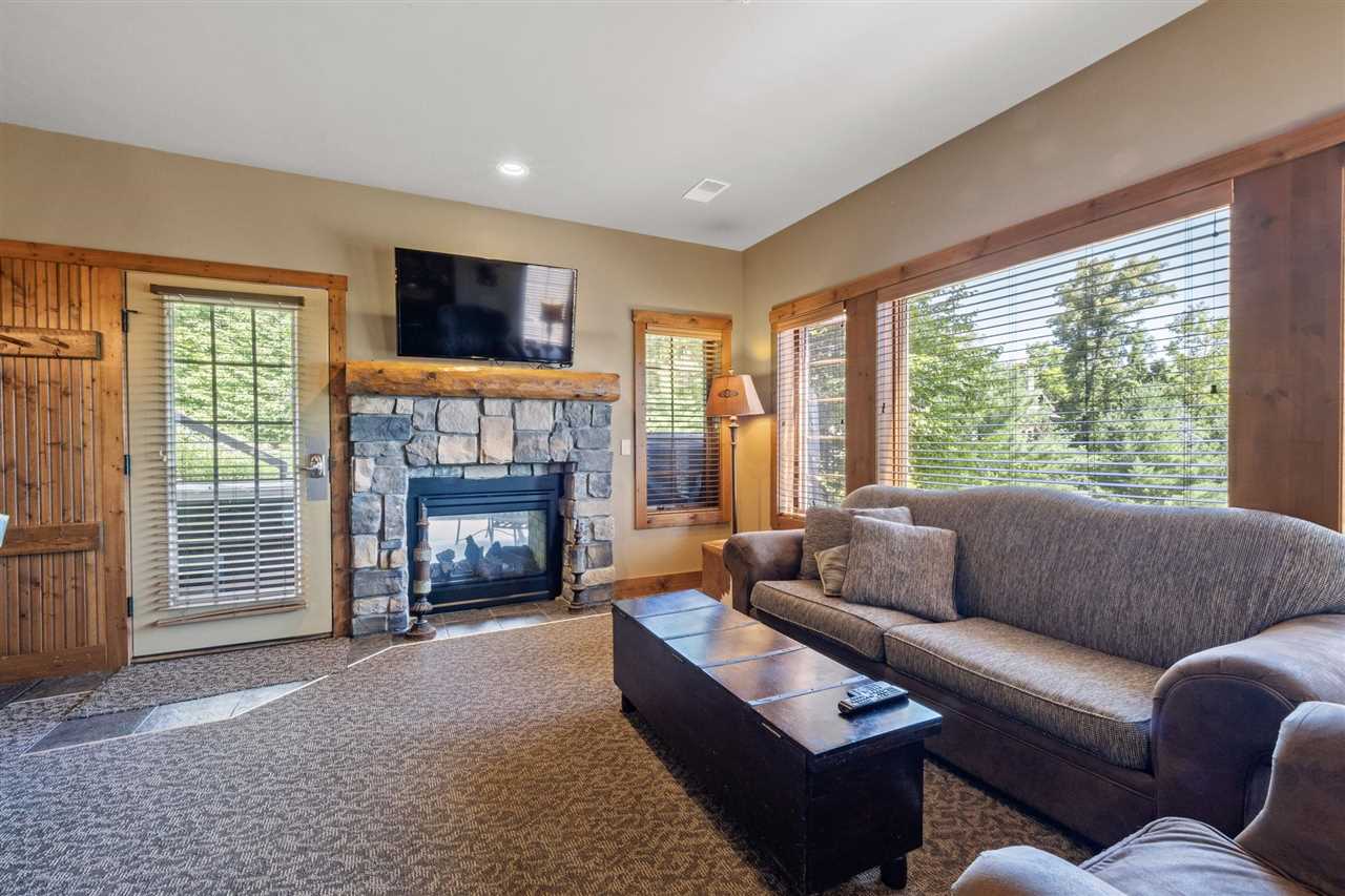 02340 7320 E Slopeside Drive Unit: 20