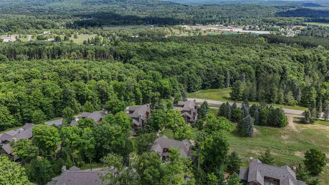 02340 7320 E Slopeside Drive Unit: 20