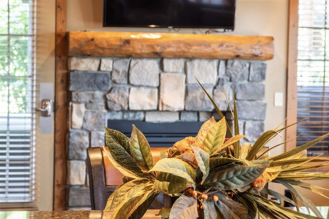 02340 7320 E Slopeside Drive Unit: 20