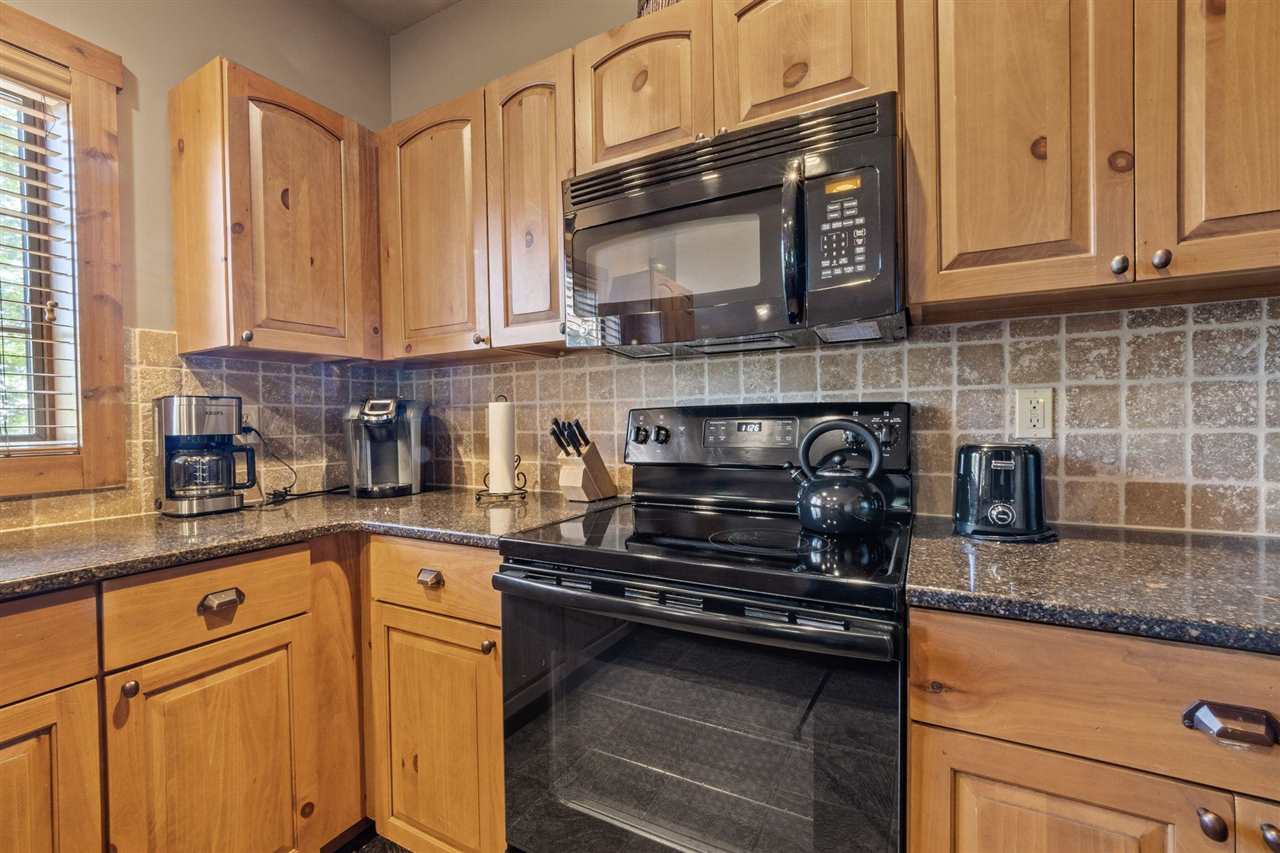02340 7320 E Slopeside Drive Unit: 20