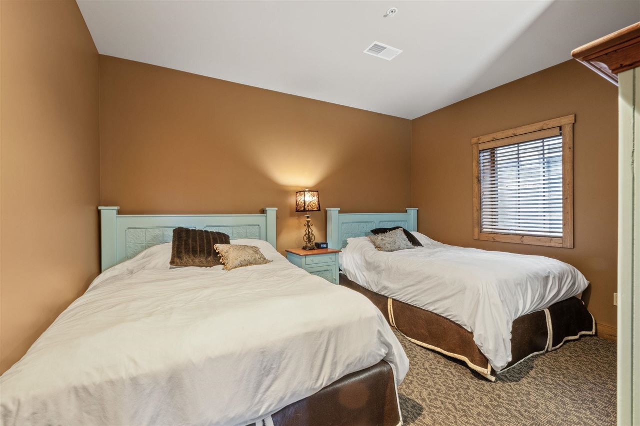 02340 7320 E Slopeside Drive Unit: 20