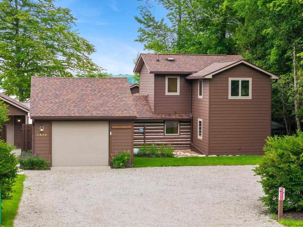 9669 Trails End Road