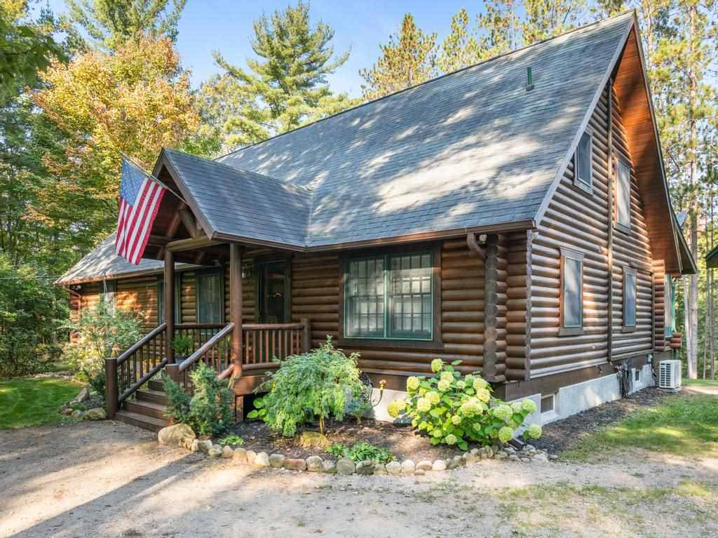 6885 Maple River Lane