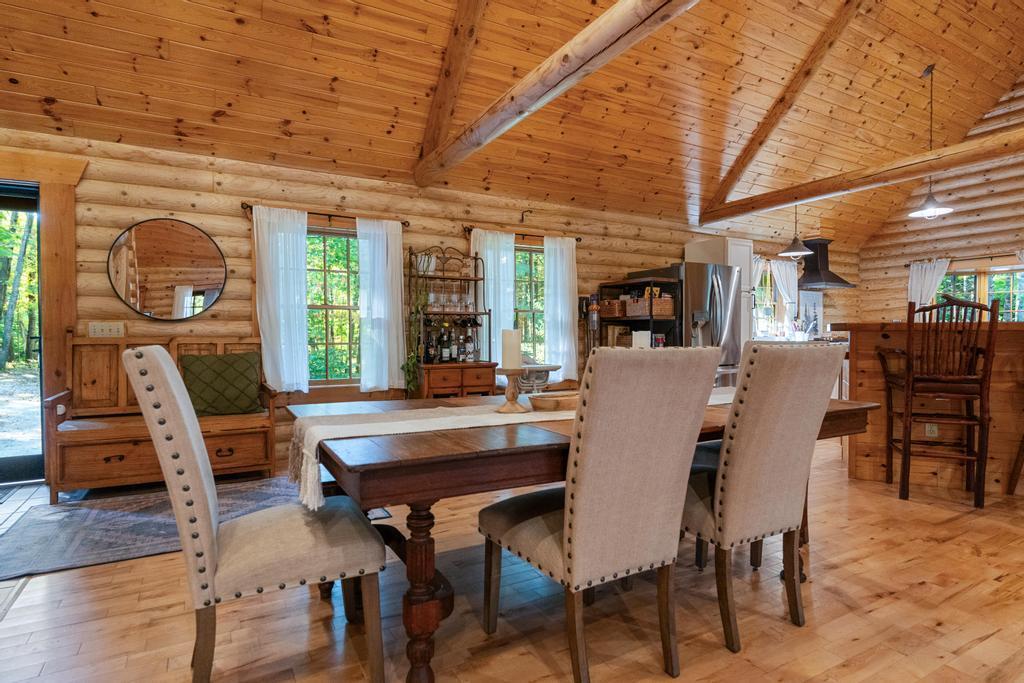 6885 Maple River Lane