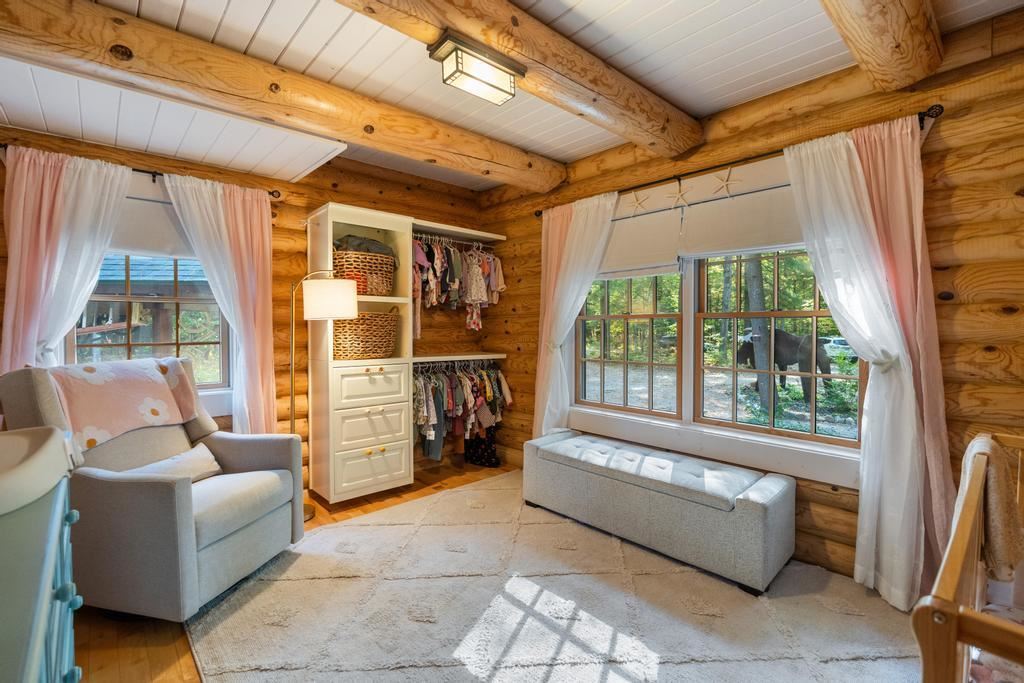 6885 Maple River Lane