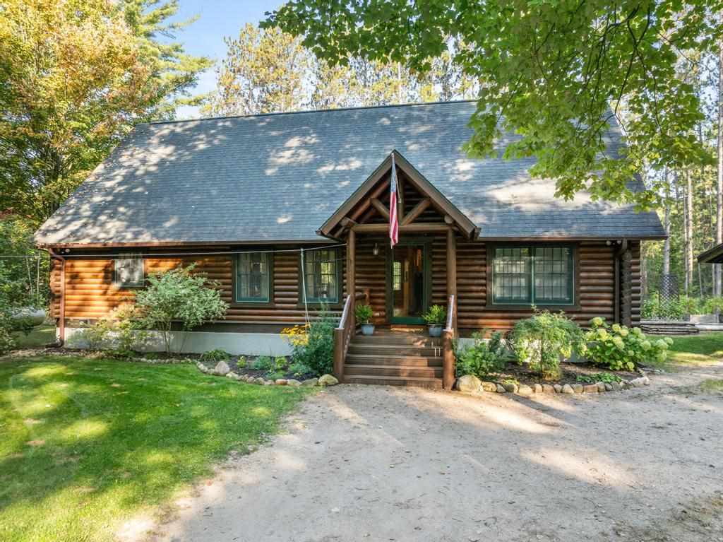 6885 Maple River Lane