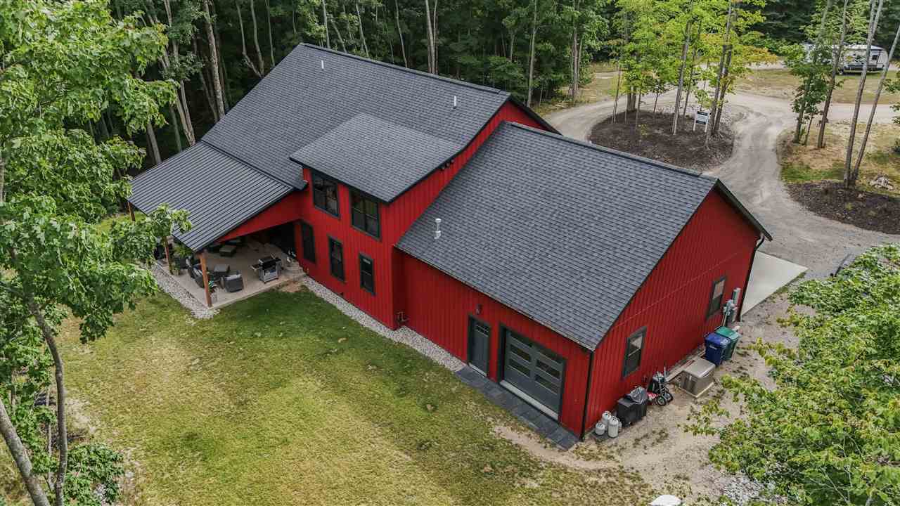 3500 Tree Tops Lane