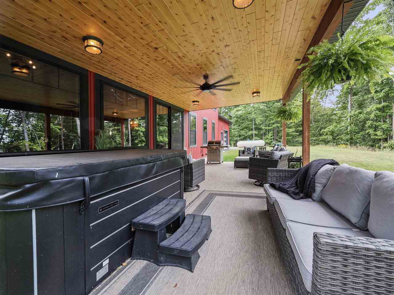 3500 Tree Tops Lane