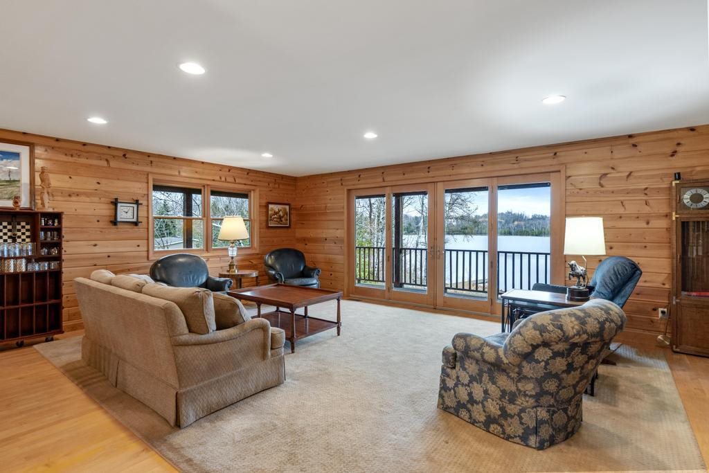 8120 Susan Shore Drive