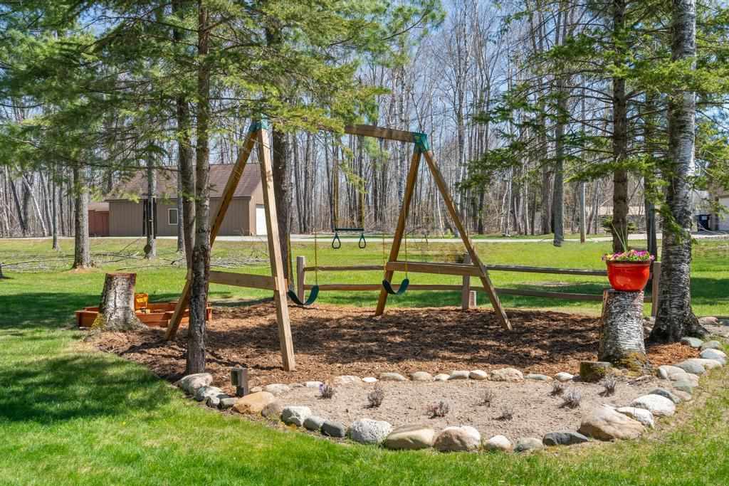 8282 Devils Elbow Drive