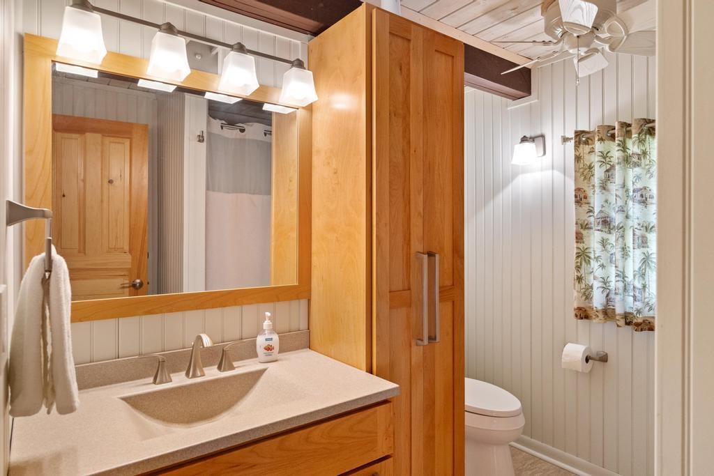 8282 Devils Elbow Drive