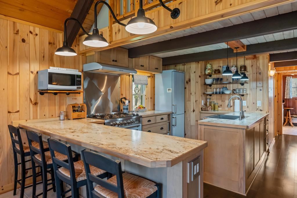 8282 Devils Elbow Drive