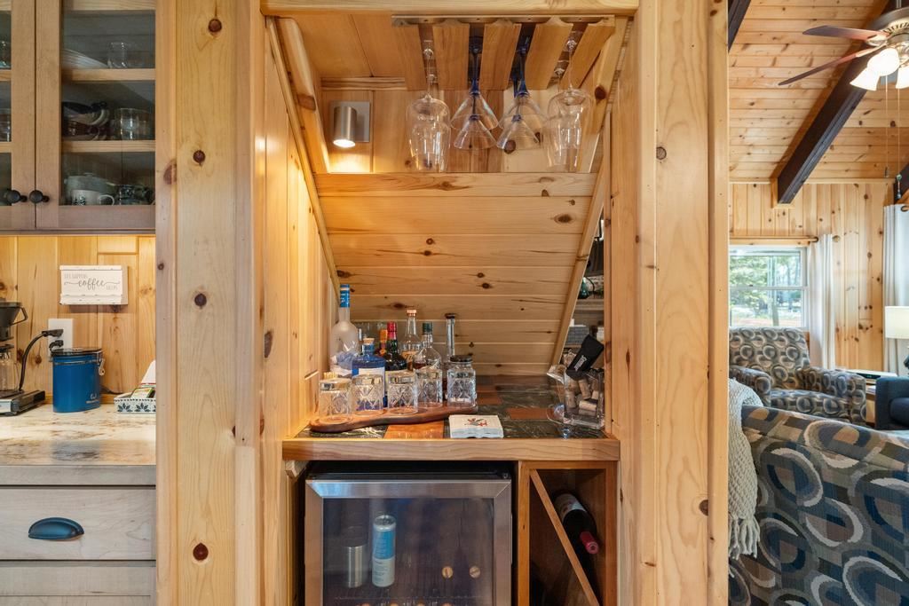 8282 Devils Elbow Drive