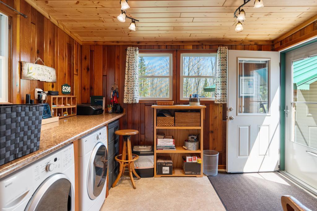 8282 Devils Elbow Drive