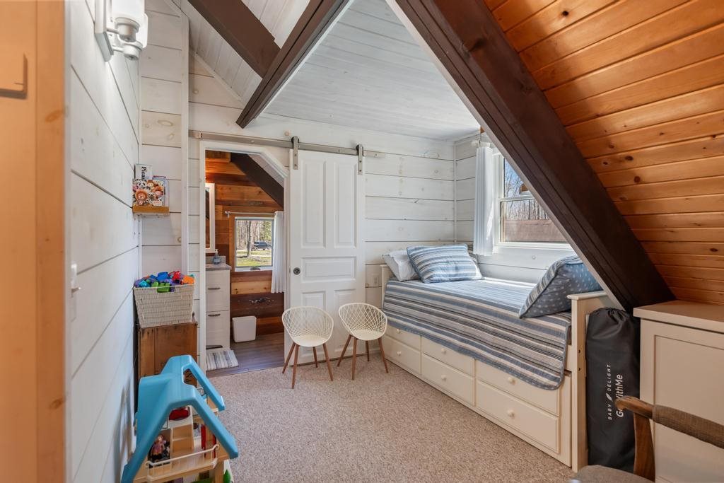 8282 Devils Elbow Drive