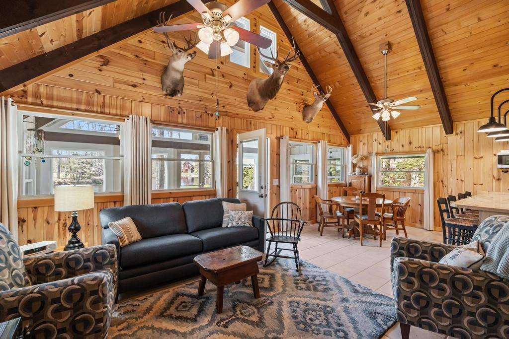 8282 Devils Elbow Drive