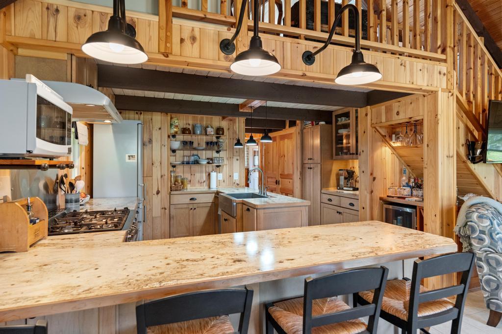 8282 Devils Elbow Drive