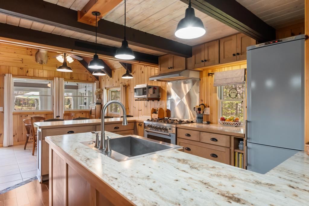 8282 Devils Elbow Drive