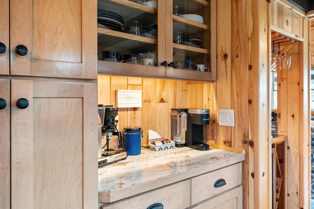 8282 Devils Elbow Drive