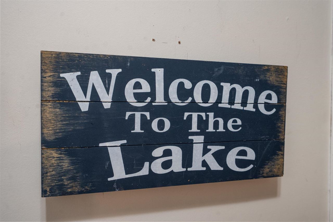 5534 Lakeshore Road