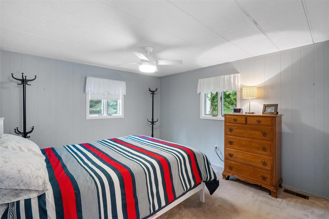 5534 Lakeshore Road