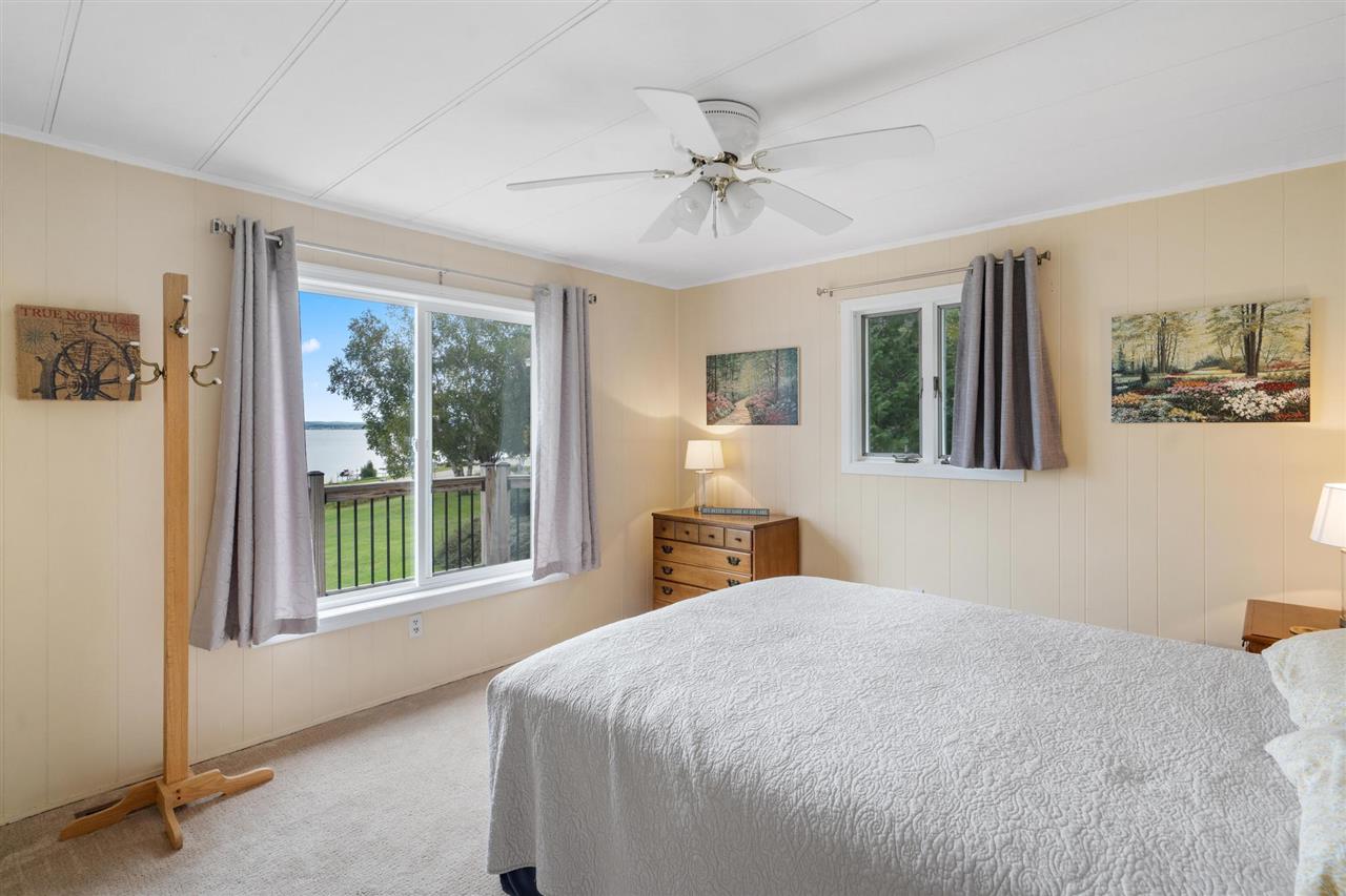 5534 Lakeshore Road