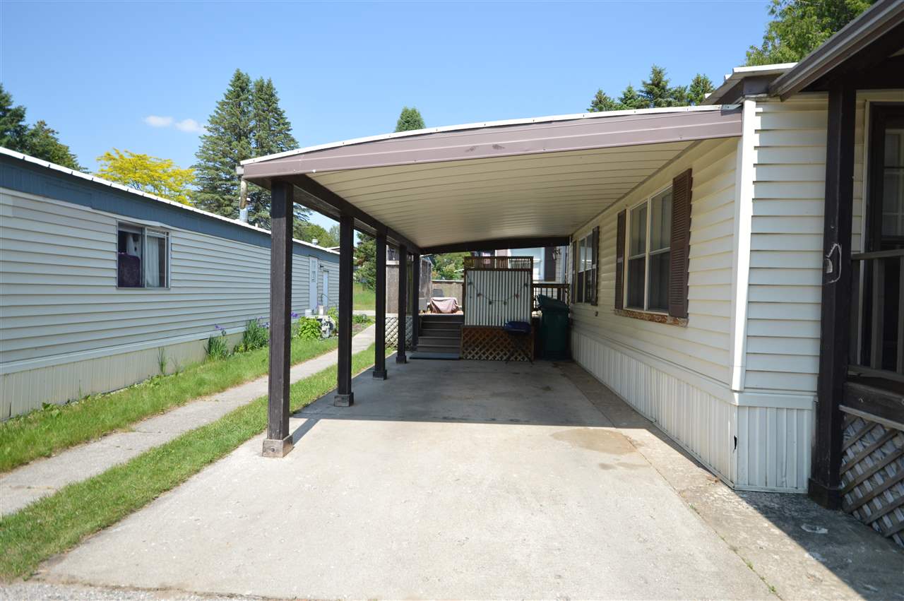 526 N Lake Street Unit: Lot # 33