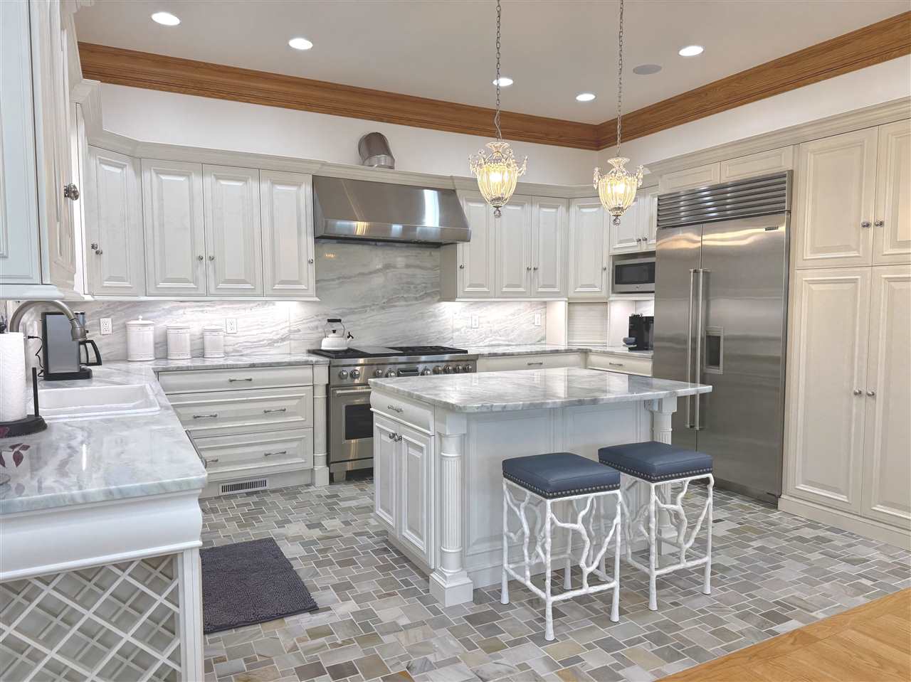 3248 Glenwood Beach Drive