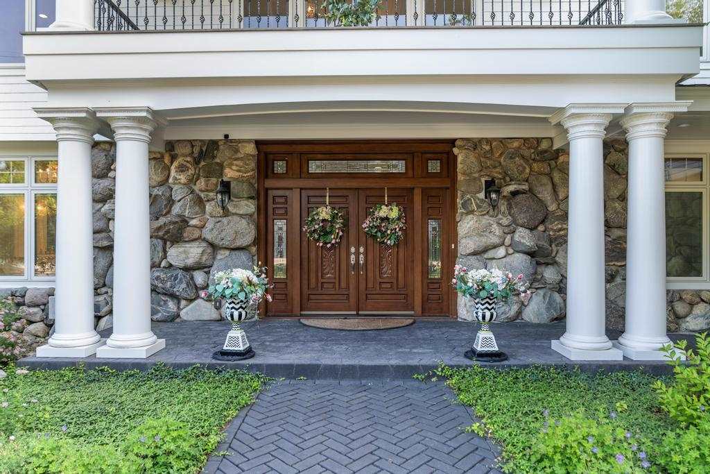 3248 Glenwood Beach Drive