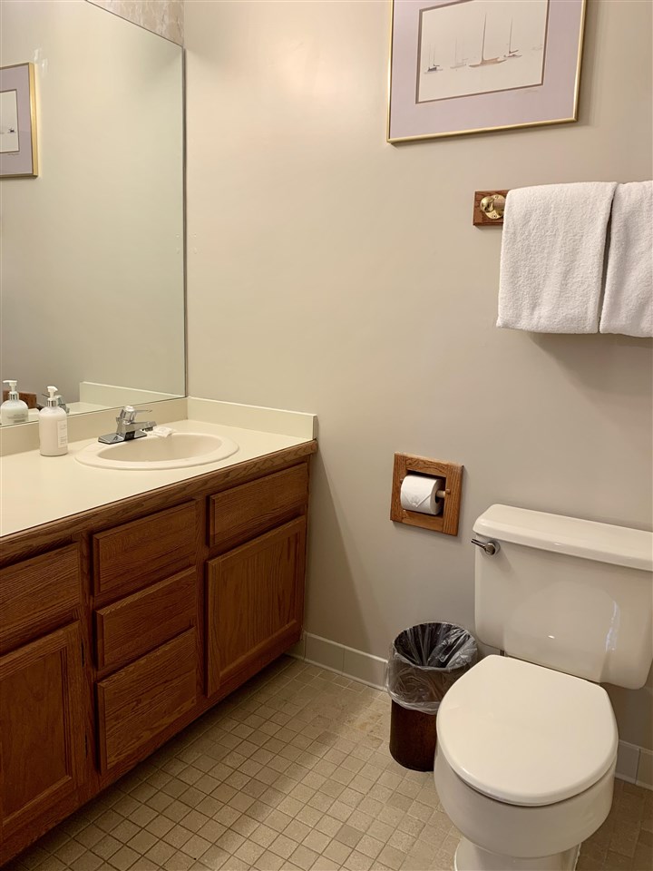 5620 Highlands Drive, #564