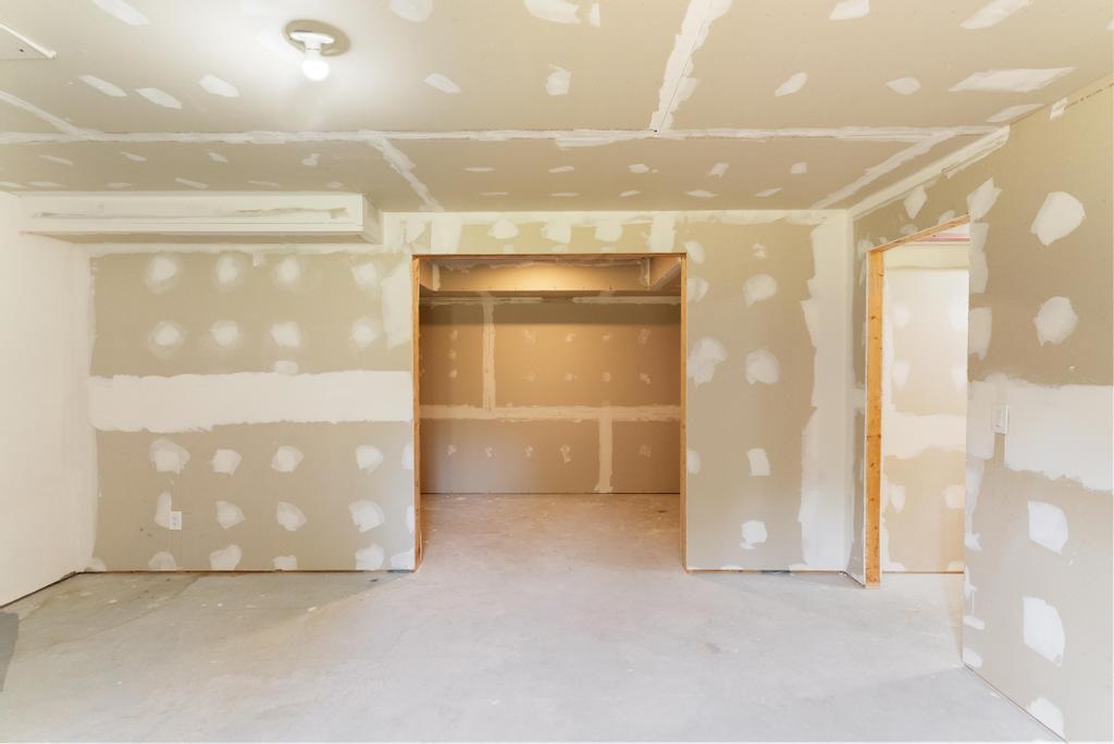 1250 Saw Mill Lane