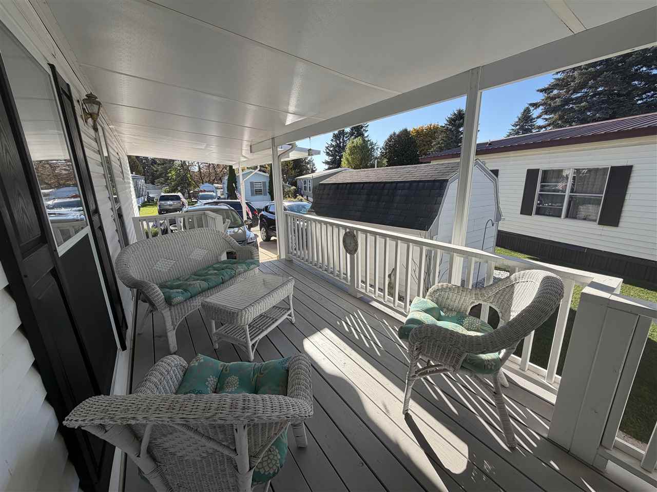 526 N Lake Street Unit: 128