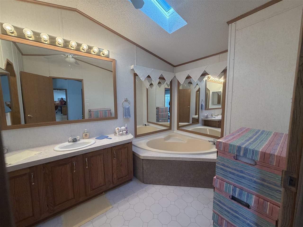 526 N Lake Street Unit: 128