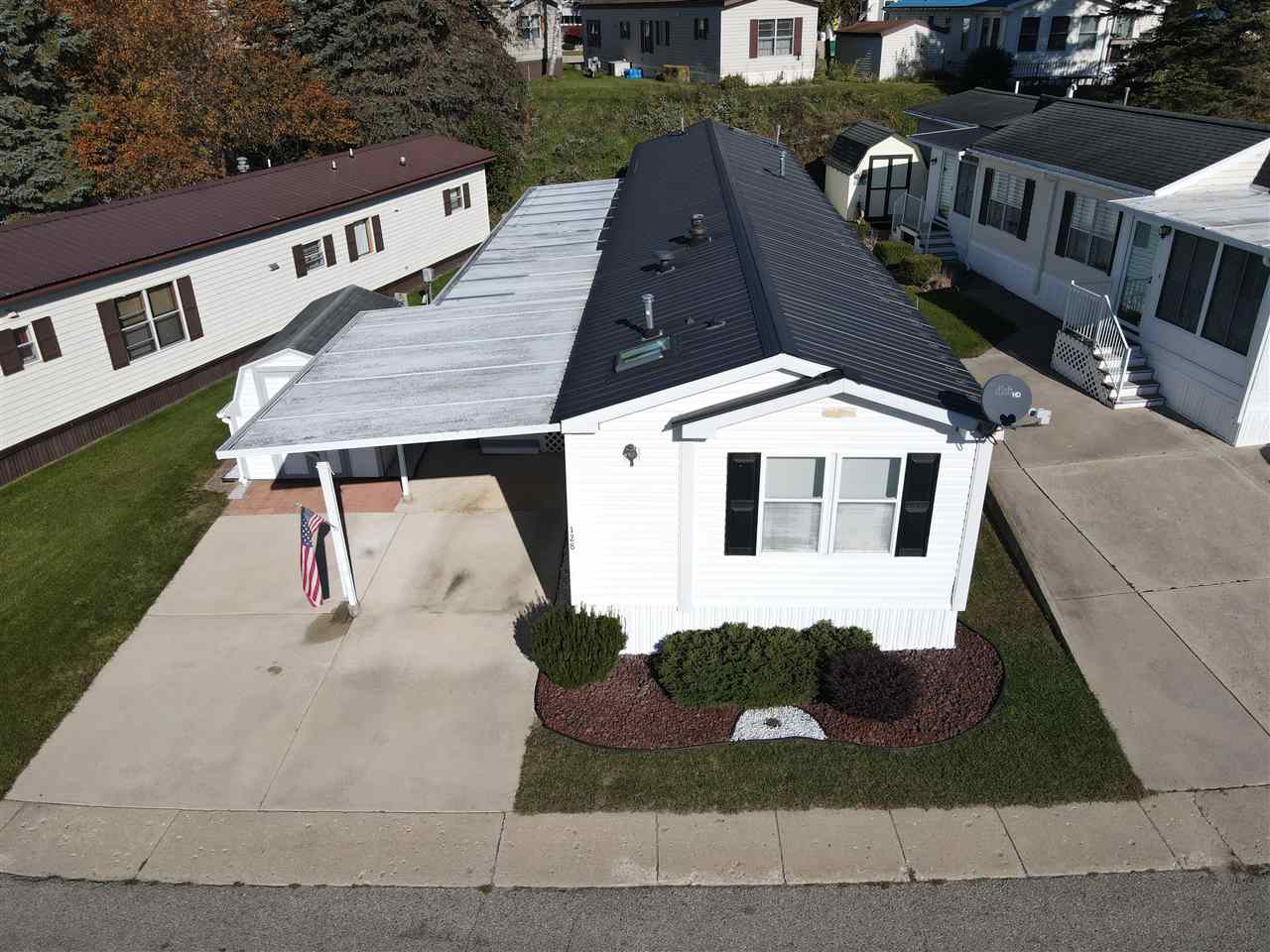 526 N Lake Street Unit: 128