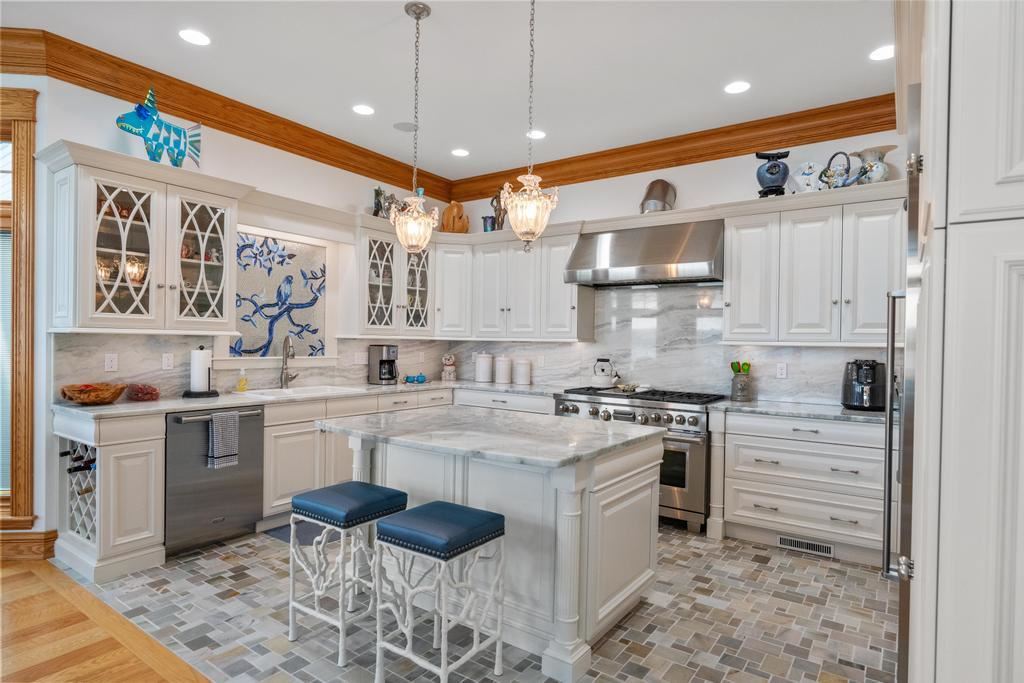 3248 Glenwood Beach Drive