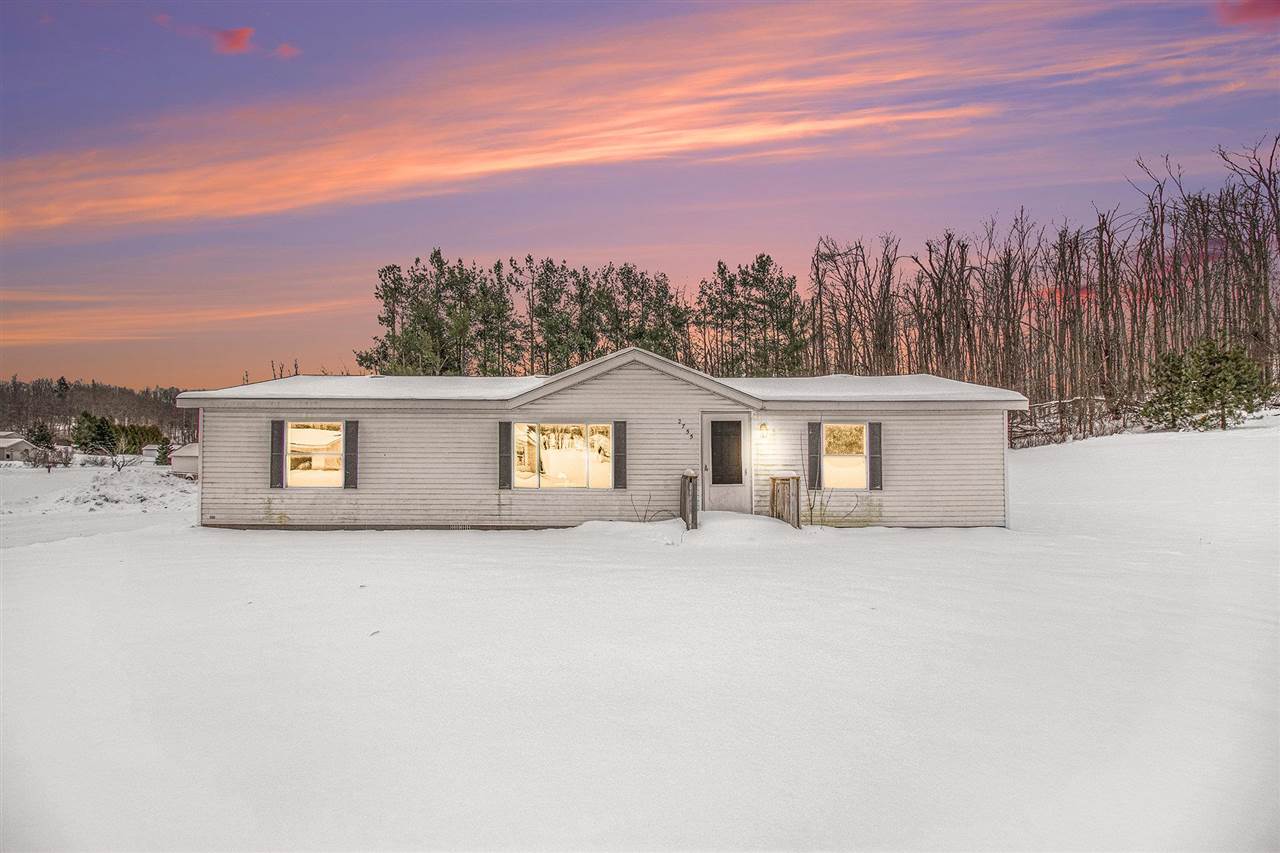 2755 Crestview