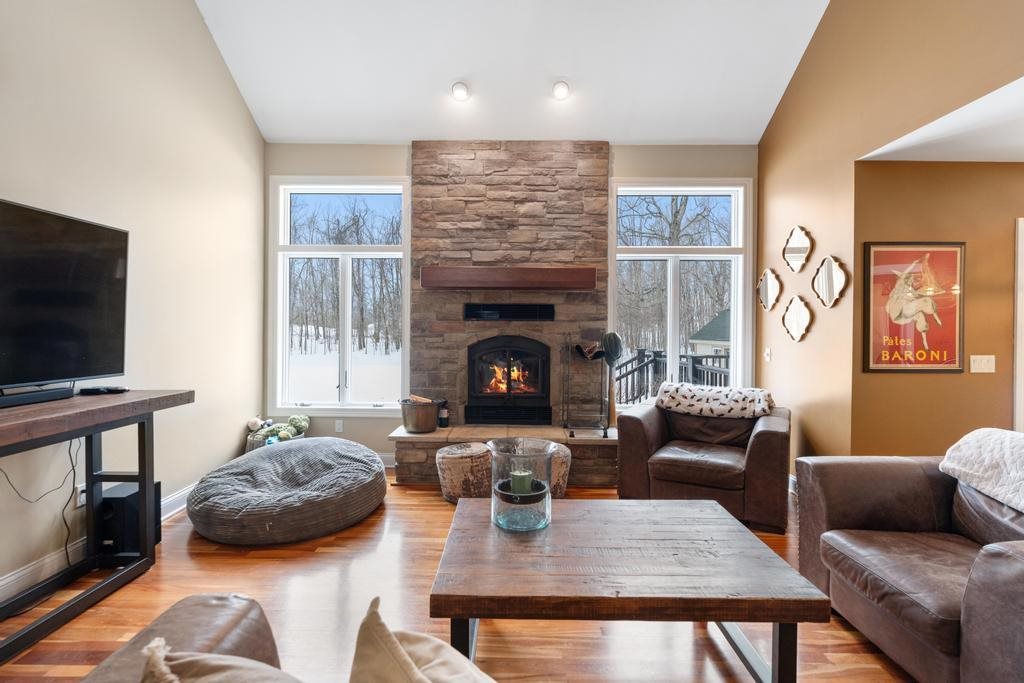 6598 Forest Way Unit: 156