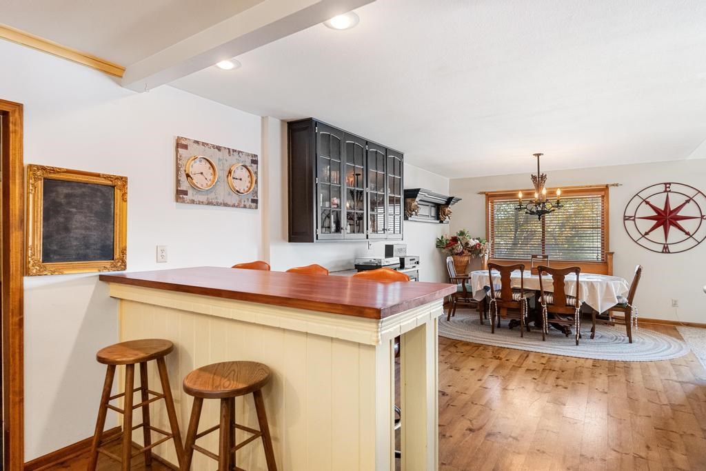 3225 Fall Park Road