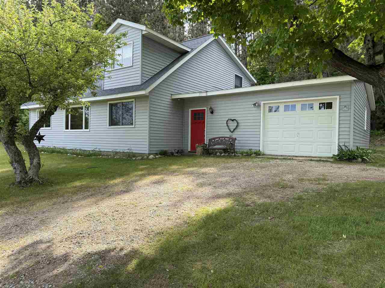 3225 Fall Park Road