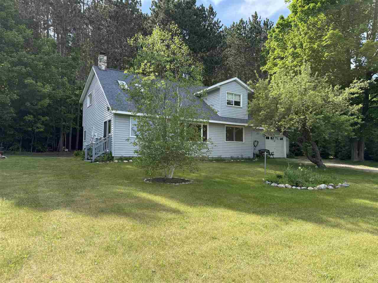 3225 Fall Park Road