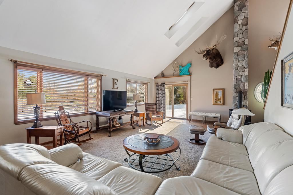 3225 Fall Park Road