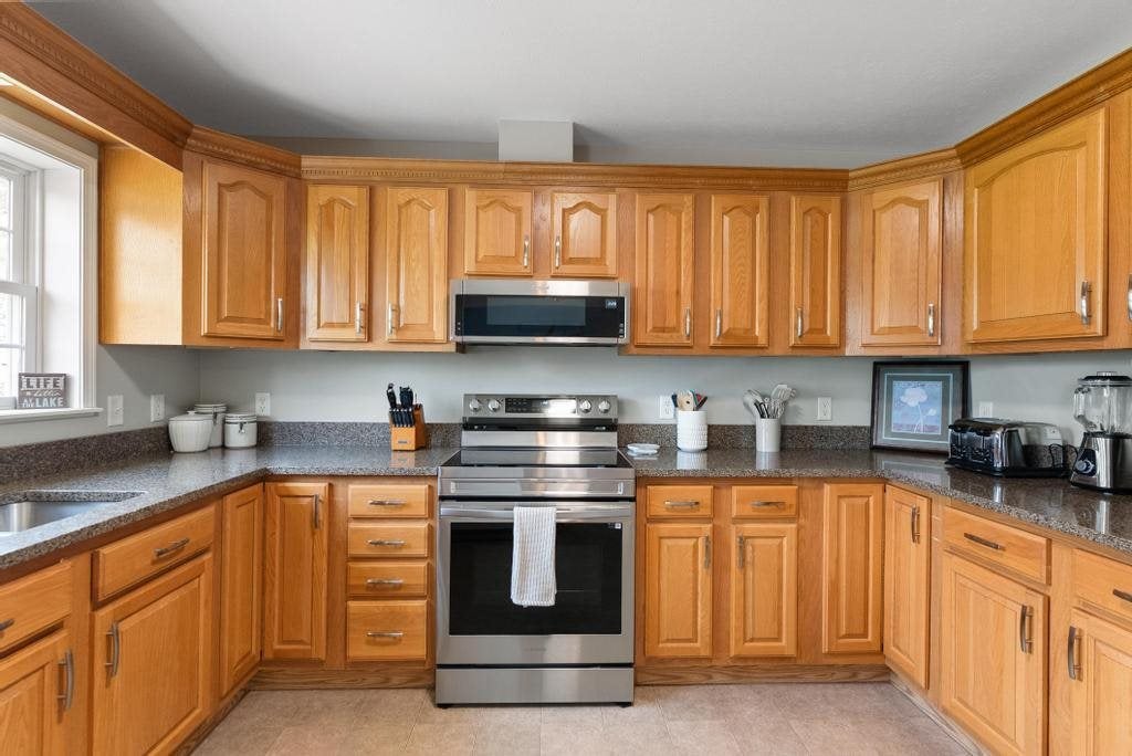 6097 Summerside Drive