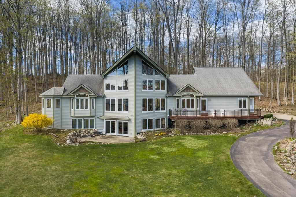282 Blue Water Trail