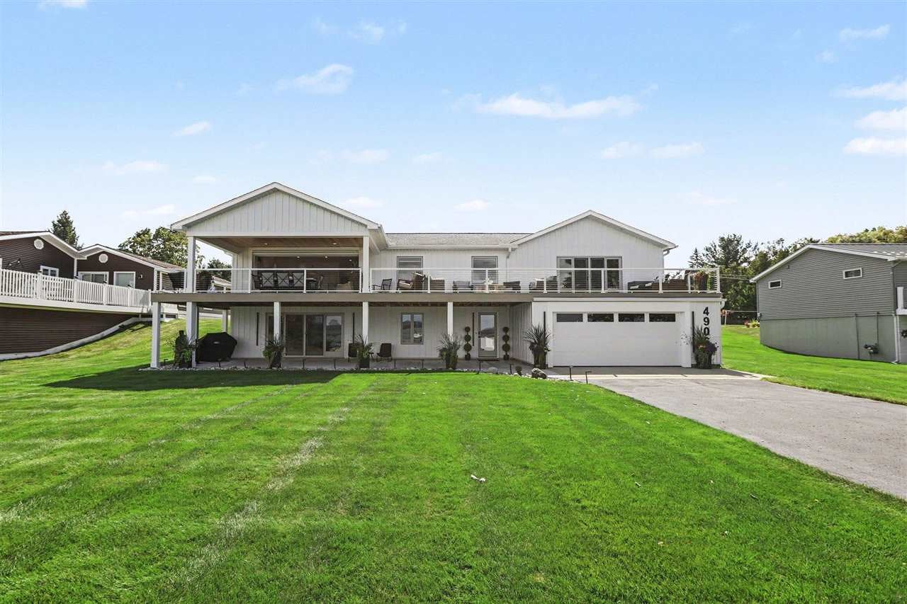 4906 Lakeshore Road