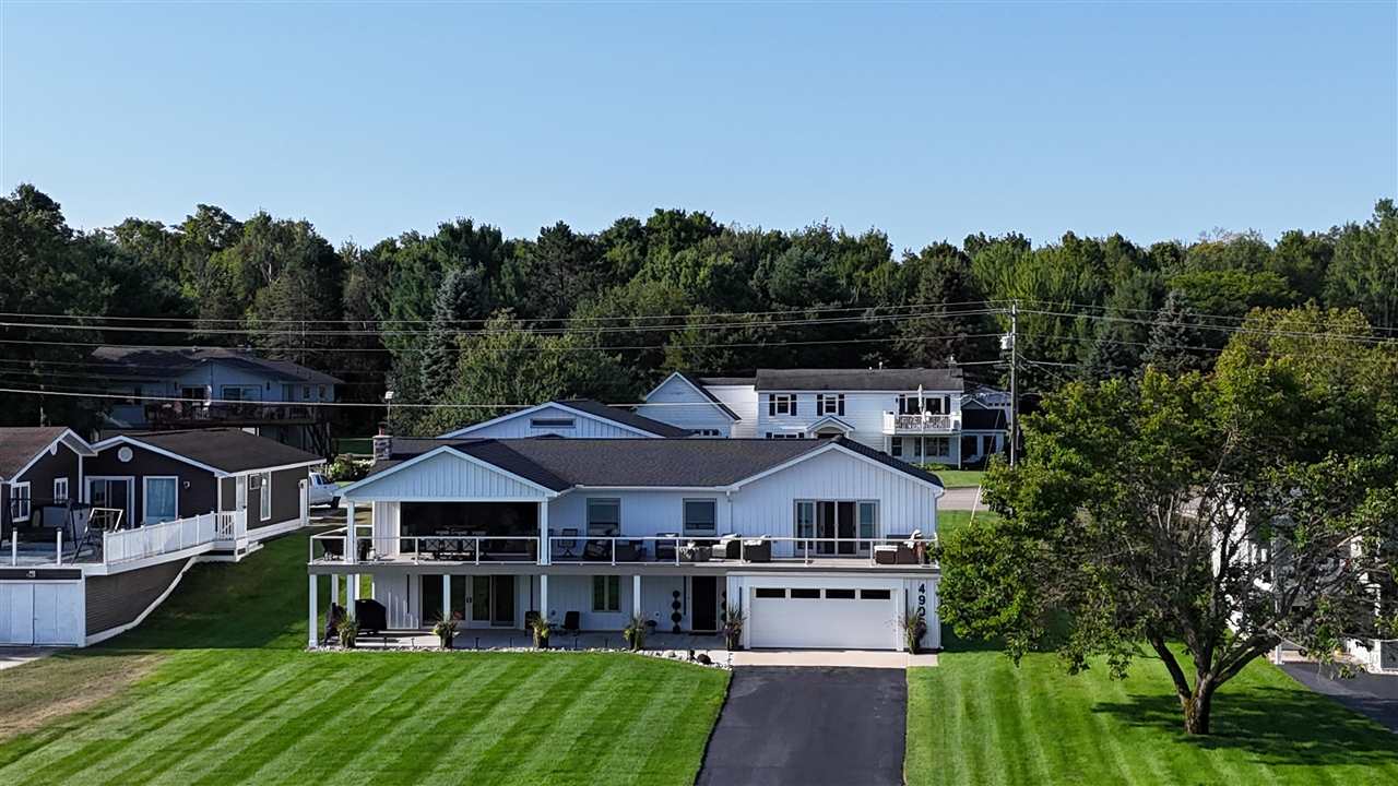 4906 Lakeshore Road