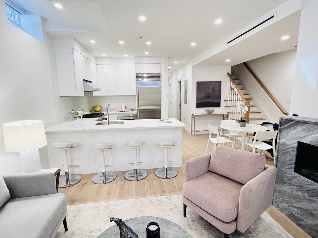 112 Myrtle # g