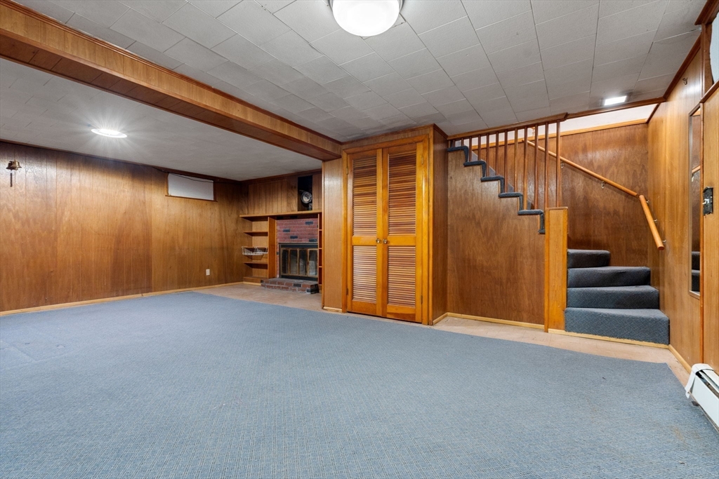 11 Great Lake Dr